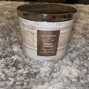 Merry cookie bath and body works new candle